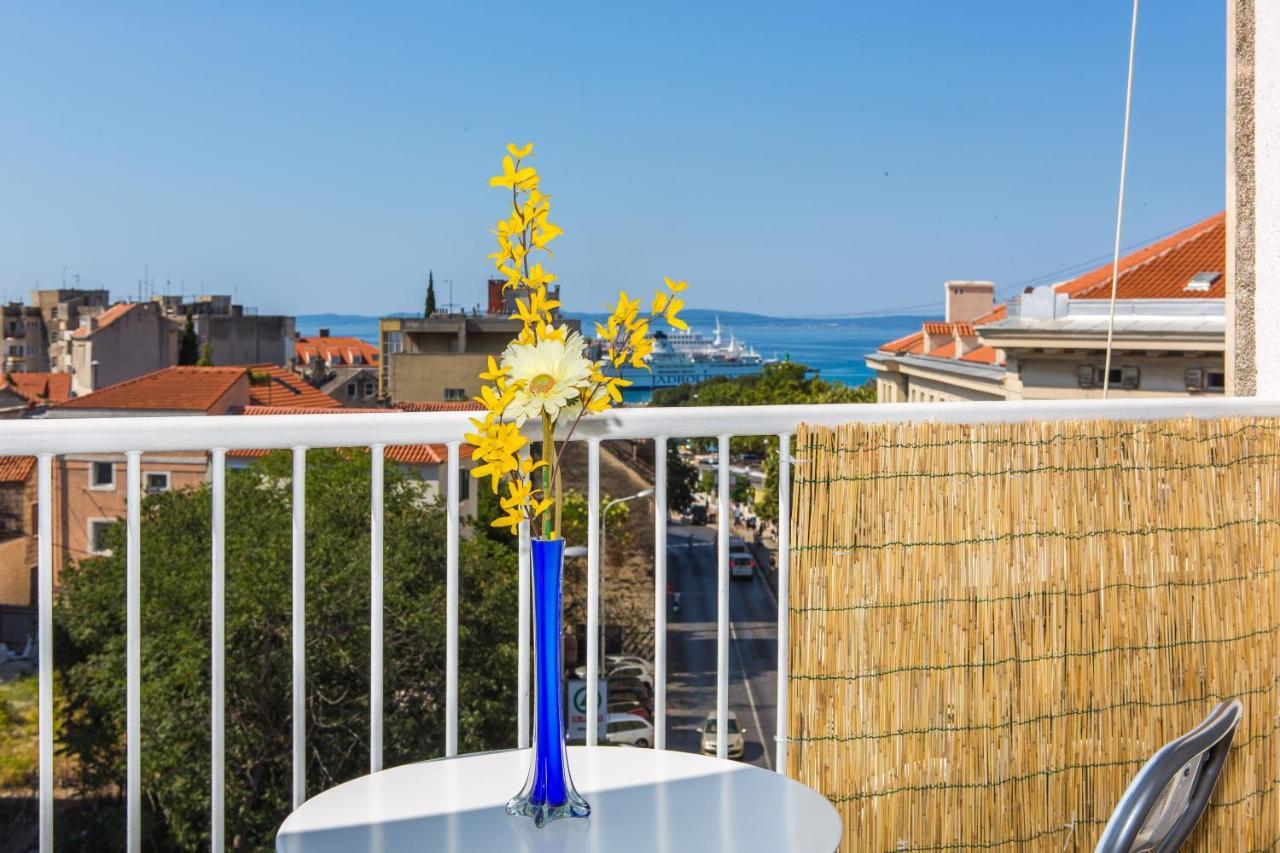 Apartman Dodo Apartment Сплит Екстериор снимка