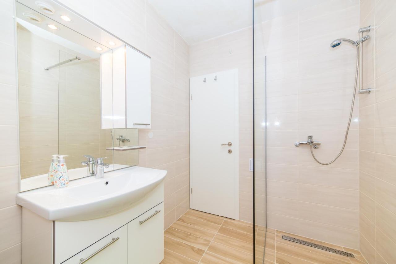Apartman Dodo Apartment Сплит Екстериор снимка